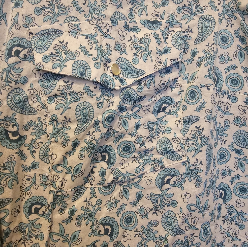 Wrangler Women's Floral Paisley Button-Up Shirt - XXL - Picture 5 of 7